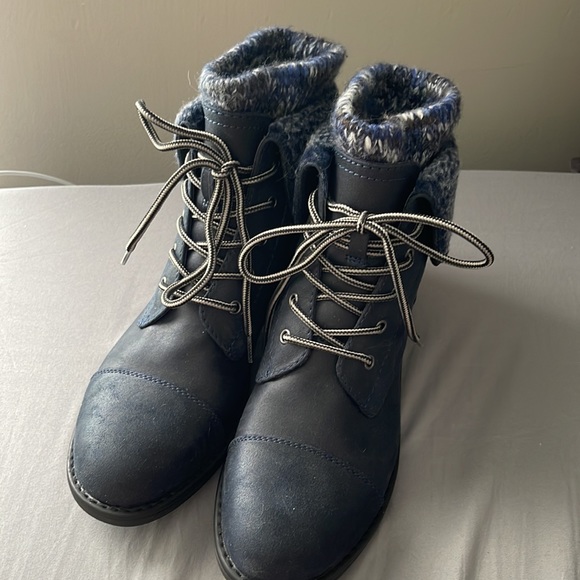 WHITE MOUNTAIN Women's Duena Boot
 CLIFFS BY WHITE MOUNTAIN Size 7.5 never worn - Picture 3 of 3